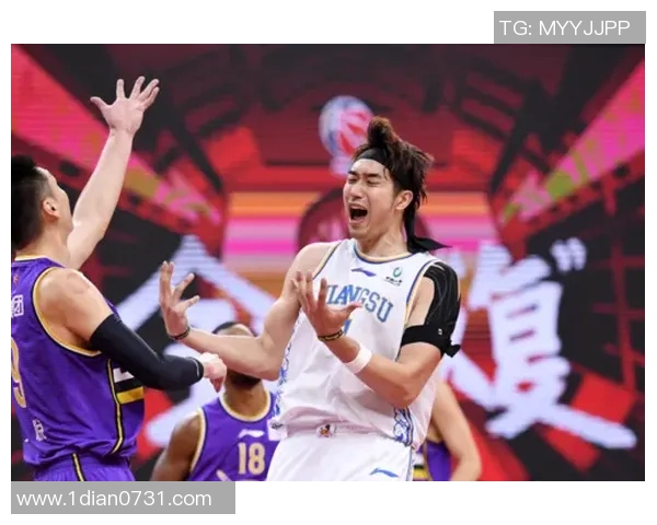 陈林坚的篮球之路：从青涩少年到职业球员的成长历程与奋斗精神