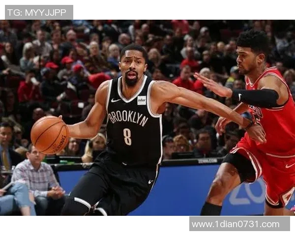 布鲁克林篮网与公牛激战正酣谁能在NBA赛场上笑到最后