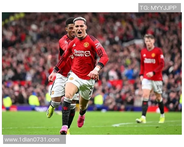 曼联与雷丁激战正酣比赛直播精彩瞬间全程回顾与分析