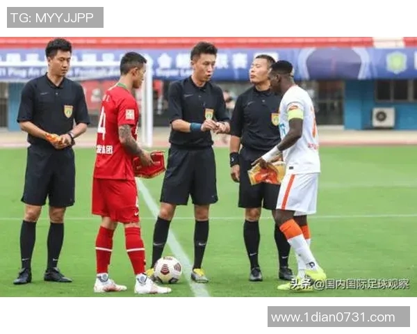 武汉卓尔迎战恒大激战在即球迷期待精彩对决与荣耀时刻