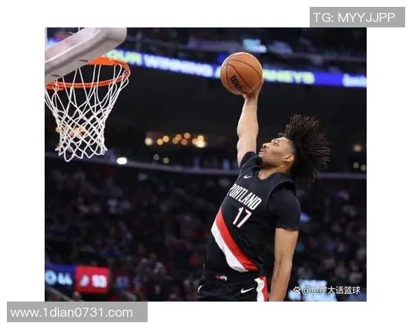 快船与开拓者激战正酣直播精彩瞬间不容错过