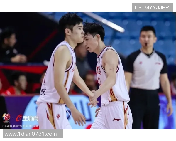 刘泽一的成长之路：从普通学生到优秀人才的蜕变与启示